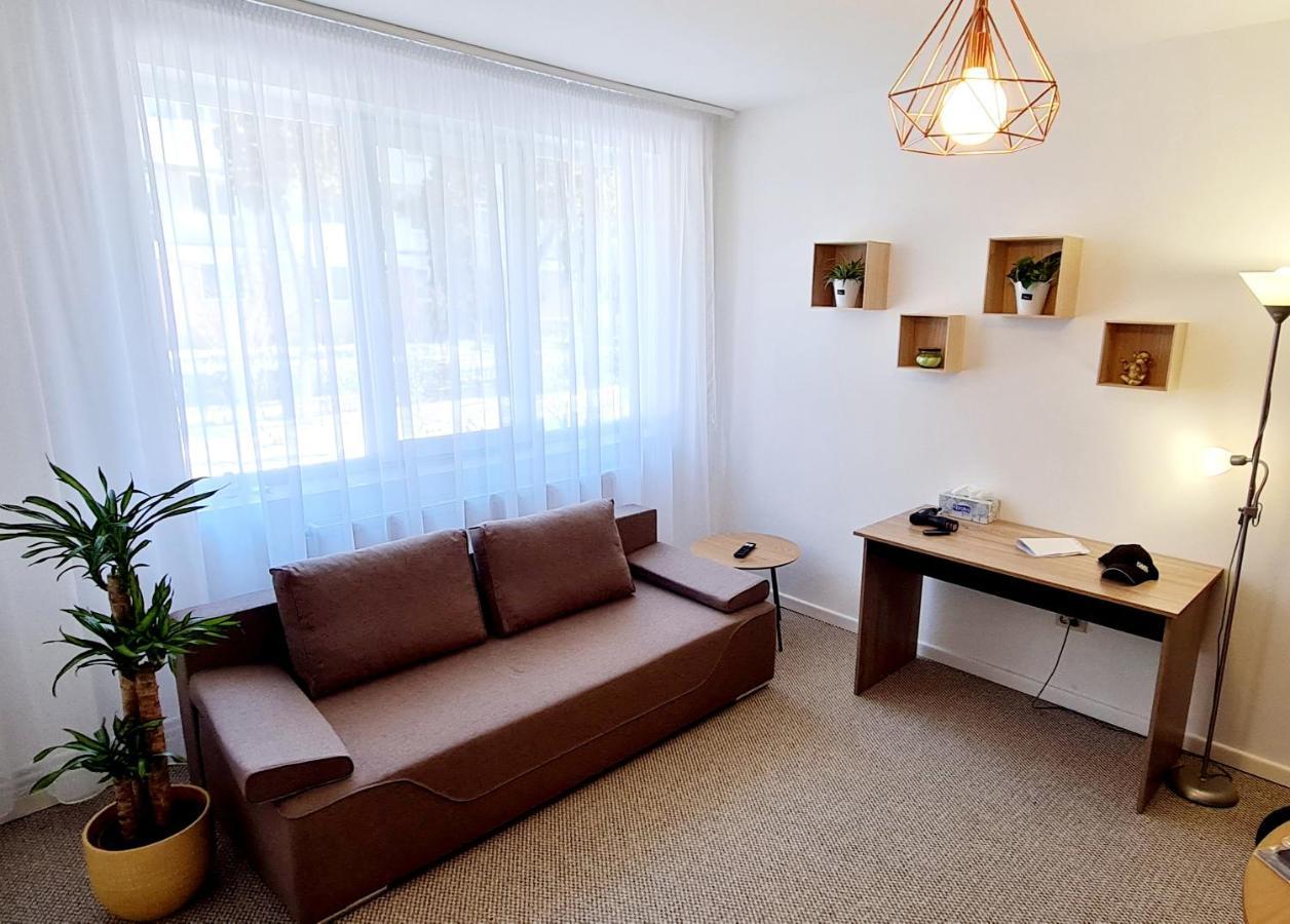 Larisa Apartment Cluj-Napoca Esterno foto